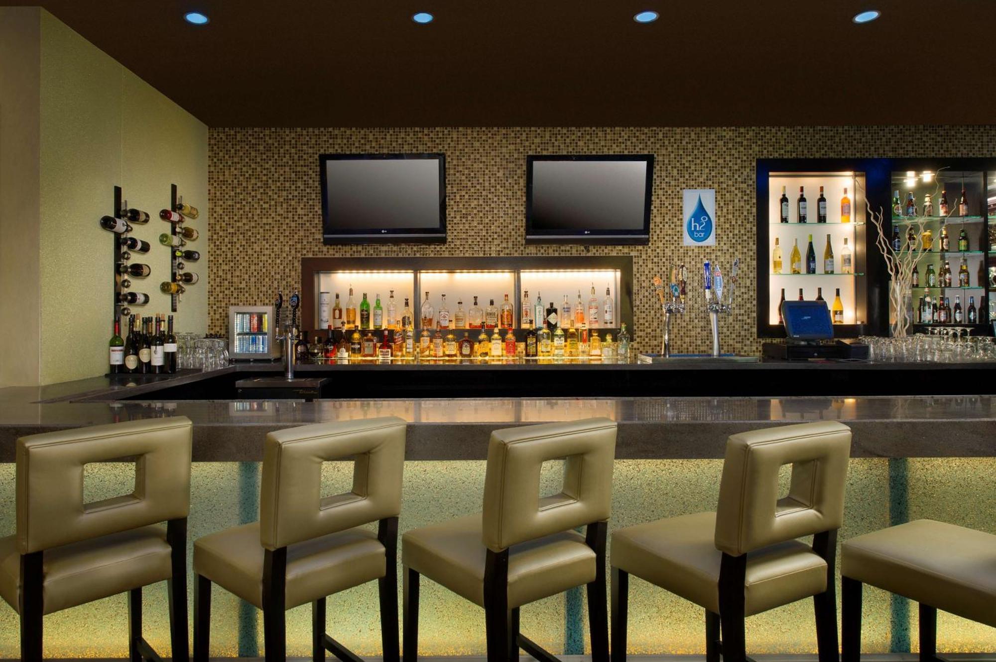 Doubletree By Hilton Hotel Chattanooga Downtown Buitenkant foto